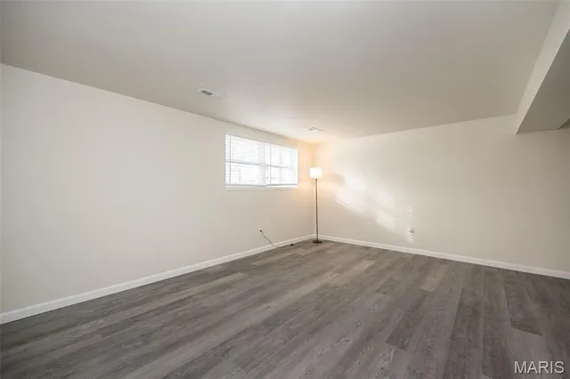 $349,900 | 136 Universal Drive, St. Peters, MO 63376