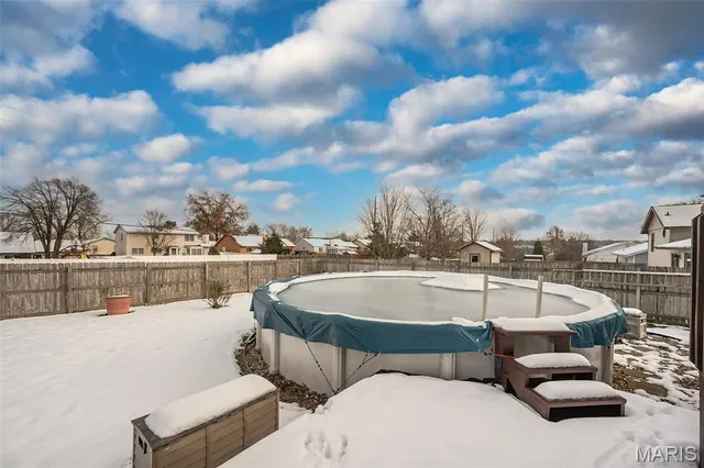 $349,900 | 136 Universal Drive, St. Peters, MO 63376