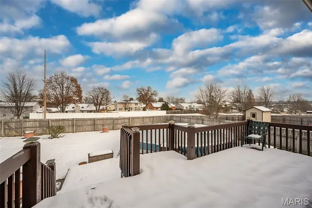 $349,900 | 136 Universal Drive, St. Peters, MO 63376