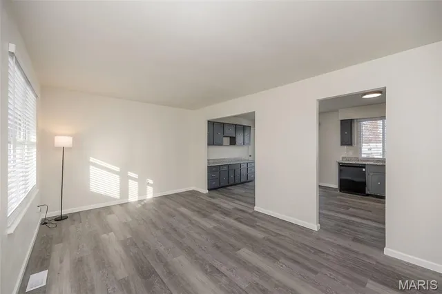 $349,900 | 136 Universal Drive, St. Peters, MO 63376