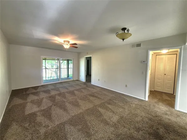 $1,750 | 114 Meadow Lane, Unit 114, Oldsmar, FL 34677
