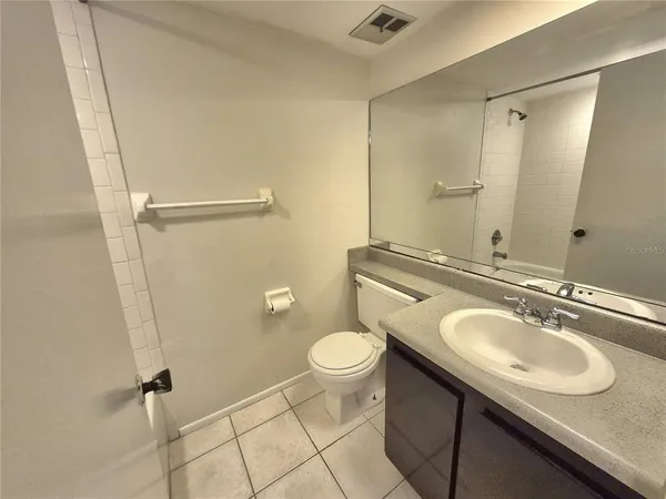 $1,750 | 114 Meadow Lane, Unit 114, Oldsmar, FL 34677