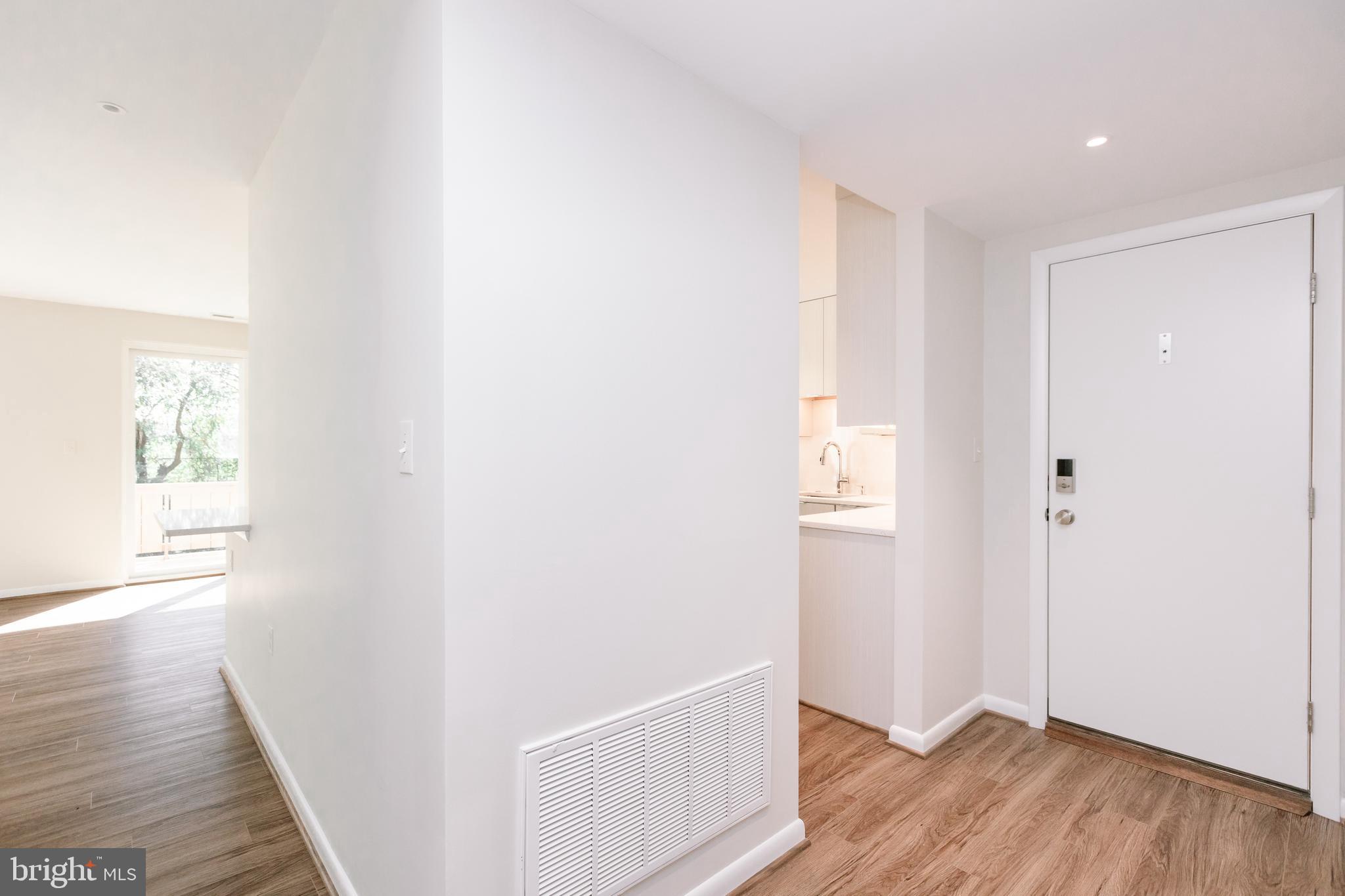 7 Hamill Road, Unit 7C Baltimore, MD 21210 - Photo 16 of 31