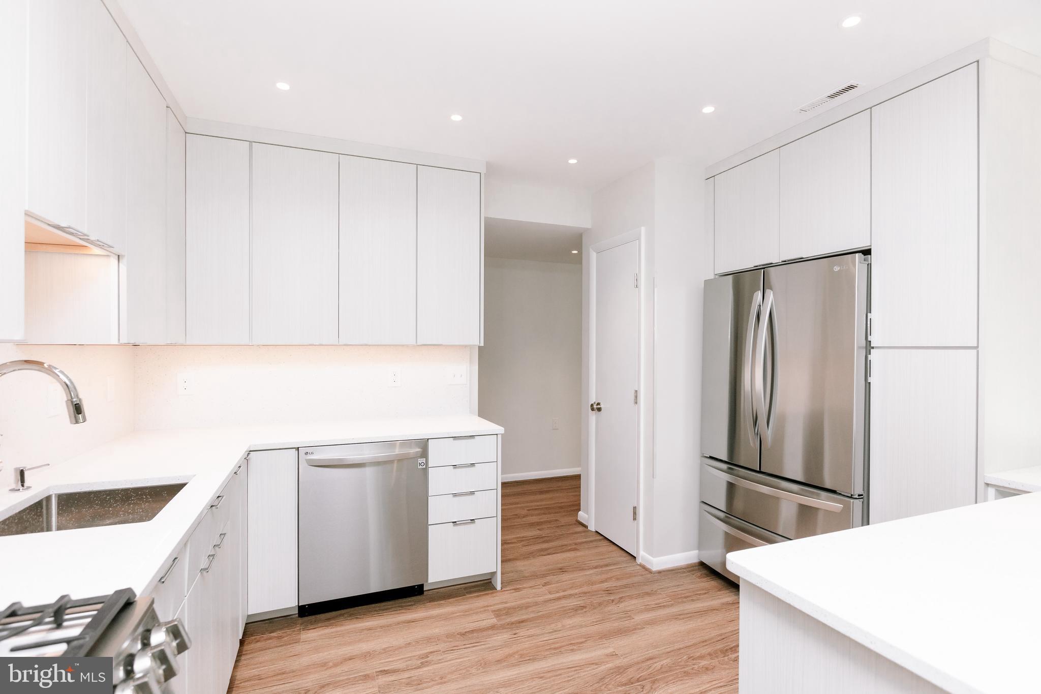 7 Hamill Road, Unit 7C Baltimore, MD 21210 - Photo 2 of 31