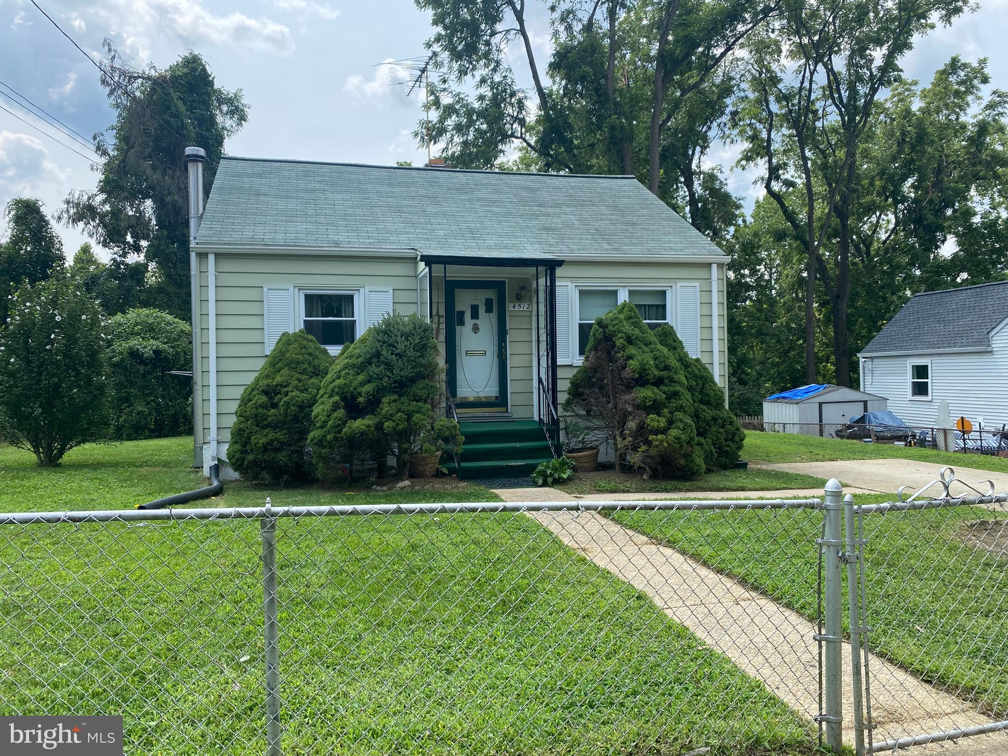 4512 Furman Road Rockville, MD 20853 - Photo 1 of 38