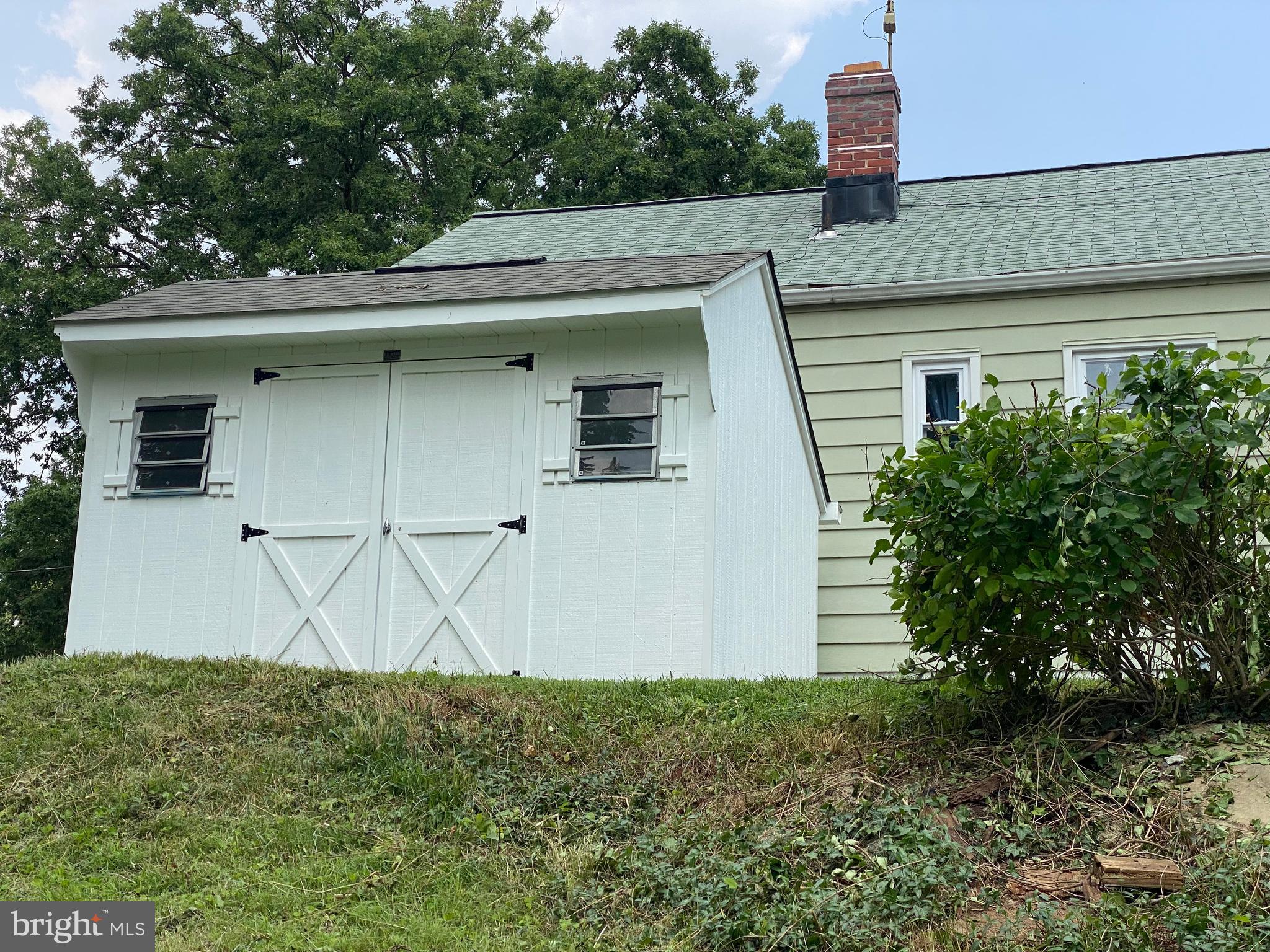 4512 Furman Road Rockville, MD 20853 - Photo 8 of 38