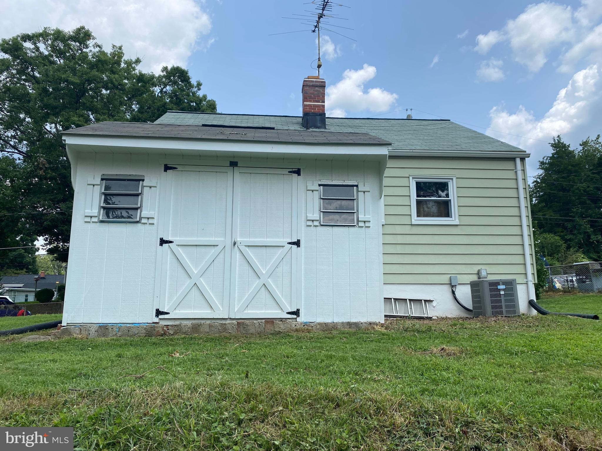 4512 Furman Road Rockville, MD 20853 - Photo 9 of 38