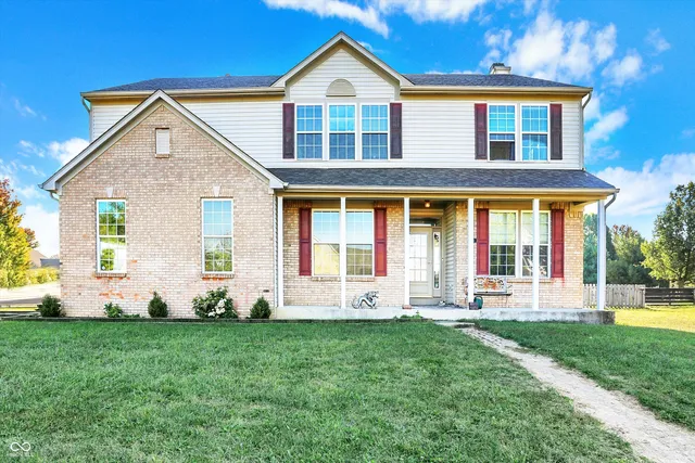 $427,000 | 2161 Silver Rose Drive, Avon, IN 46123