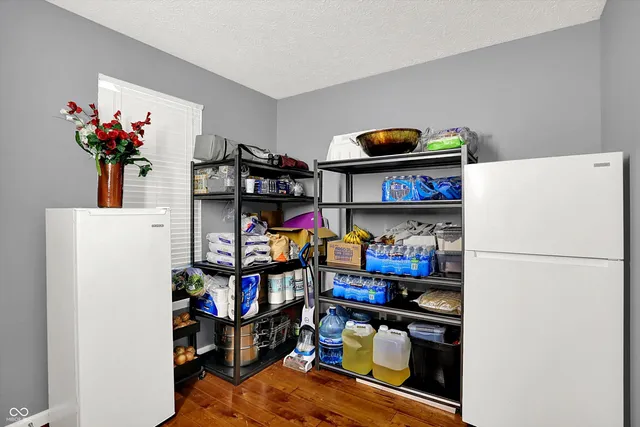 $427,000 | 2161 Silver Rose Drive, Avon, IN 46123