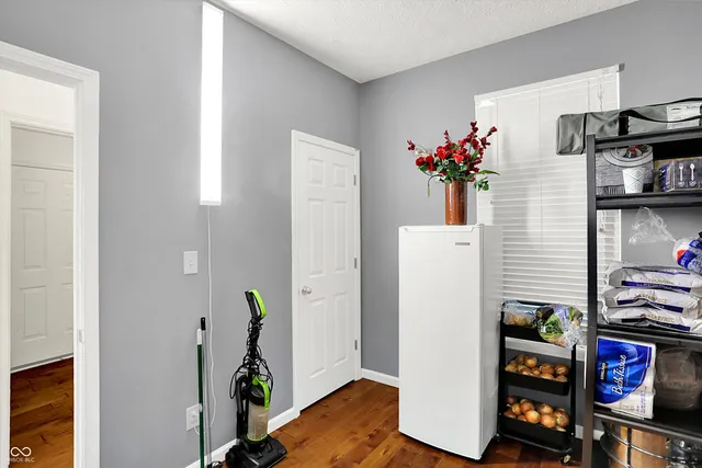 $427,000 | 2161 Silver Rose Drive, Avon, IN 46123