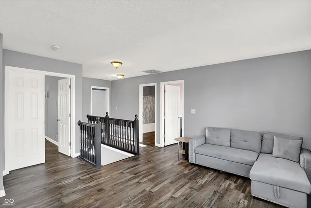 $427,000 | 2161 Silver Rose Drive, Avon, IN 46123