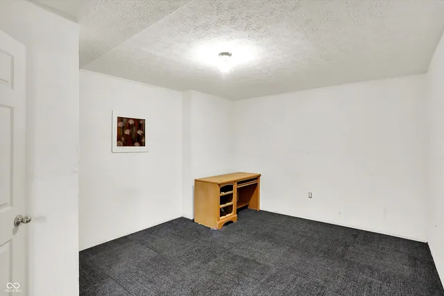 $427,000 | 2161 Silver Rose Drive, Avon, IN 46123