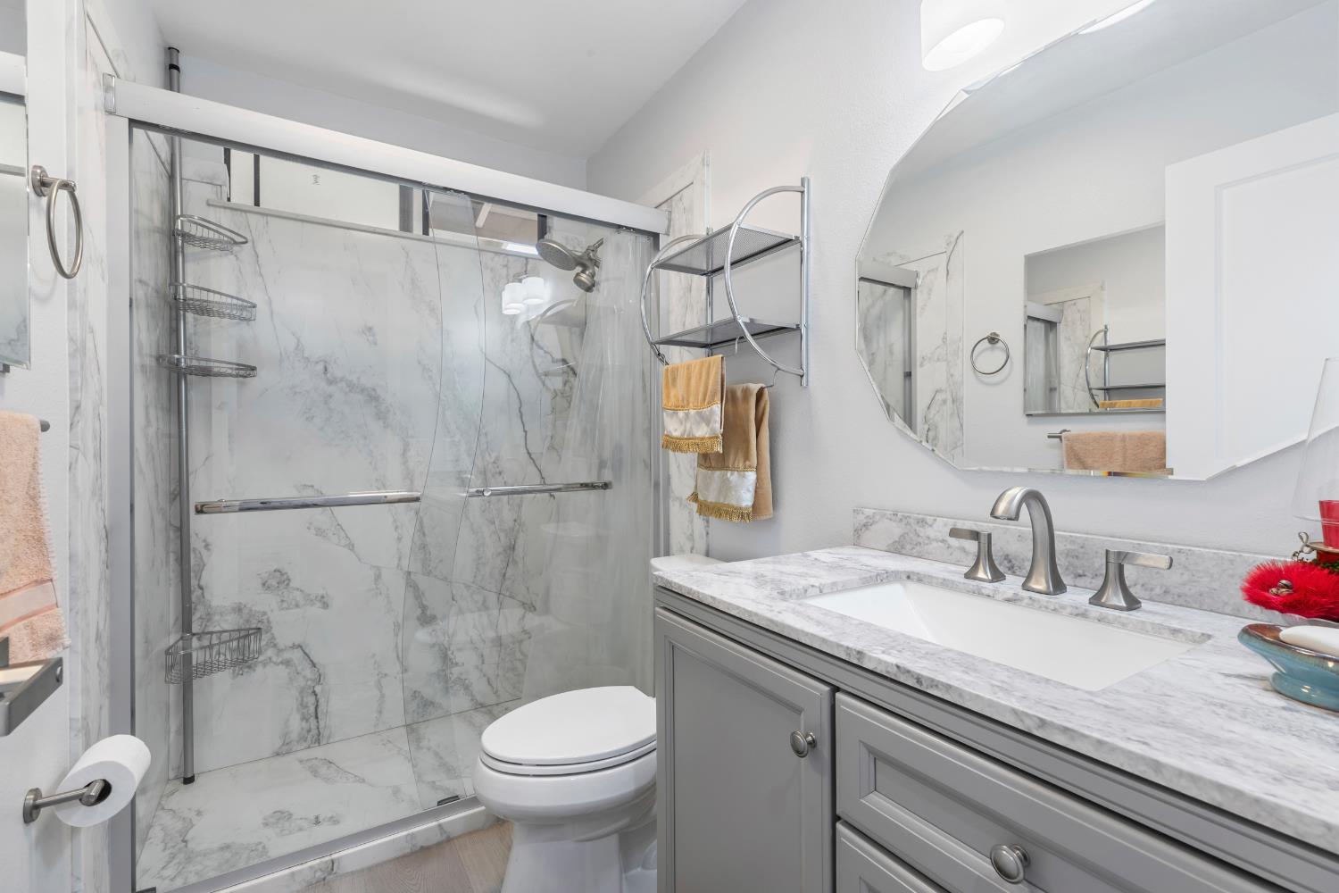 3068 Radford Way Turlock, CA 95382 - Photo 11 of 18