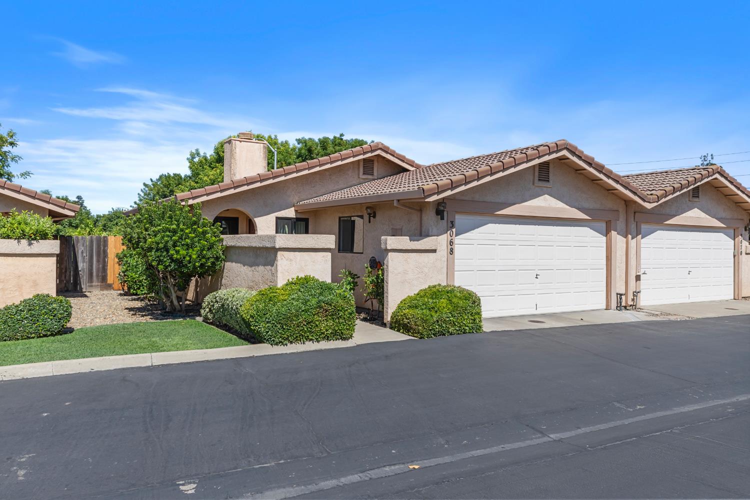 3068 Radford Way Turlock, CA 95382 - Photo 2 of 18