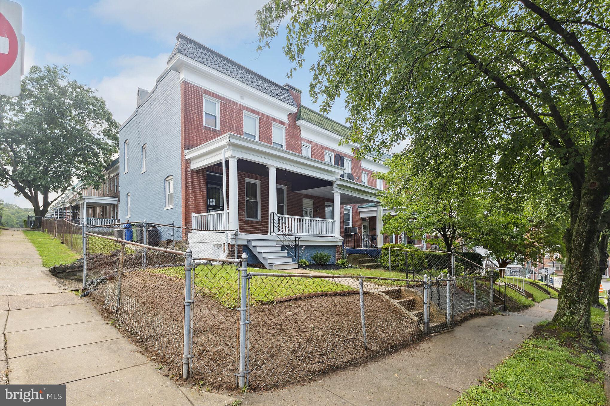 201 South Tremont Road Baltimore, MD 21229 - Photo 3 of 36 Gallery Image 3