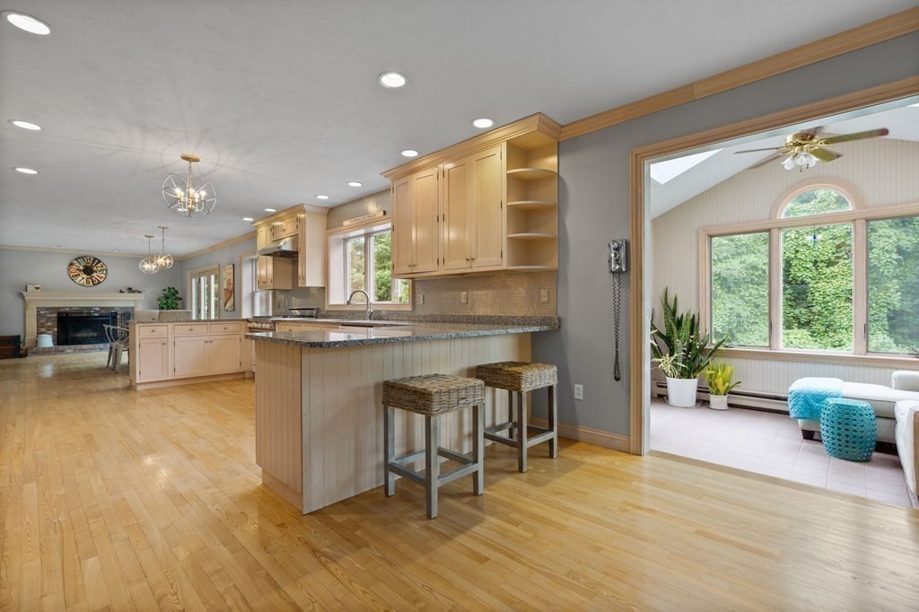 109 Stockbridge Road Scituate, MA 02066 - Photo 14 of 41 Gallery Image 14