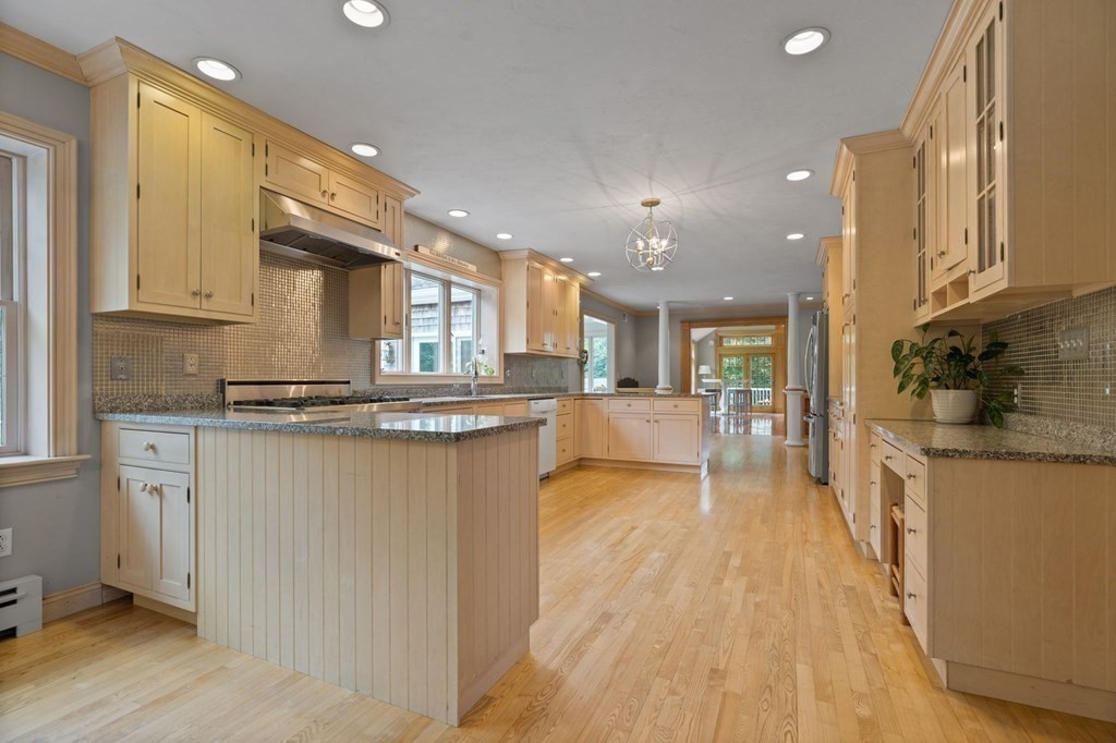 109 Stockbridge Road Scituate, MA 02066 - Photo 15 of 41 Gallery Image 15