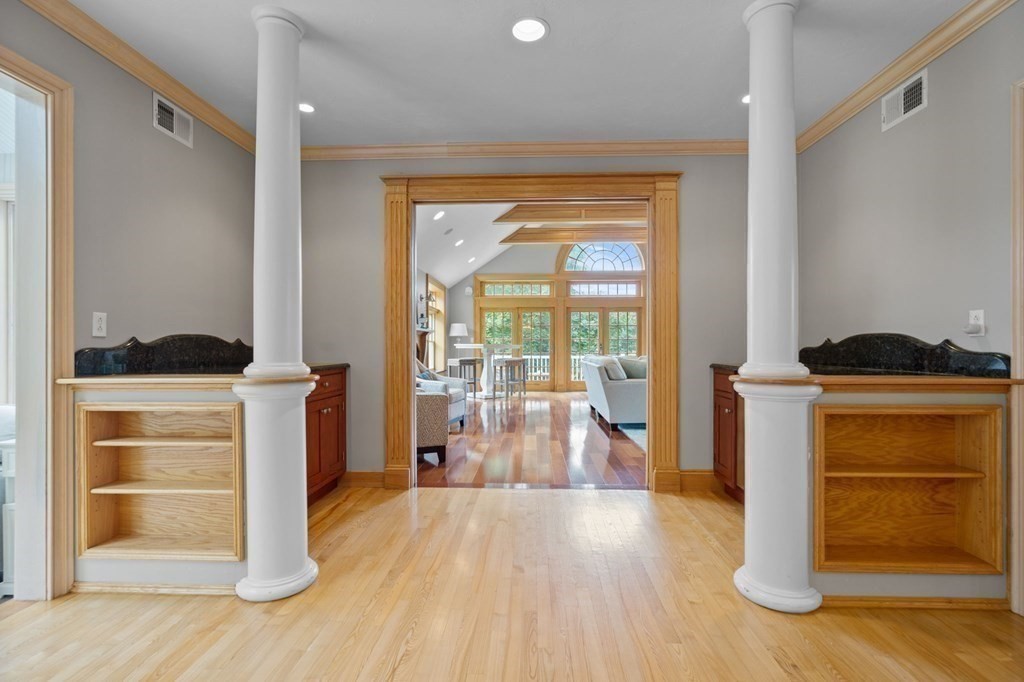 109 Stockbridge Road Scituate, MA 02066 - Photo 17 of 41 Gallery Image 17
