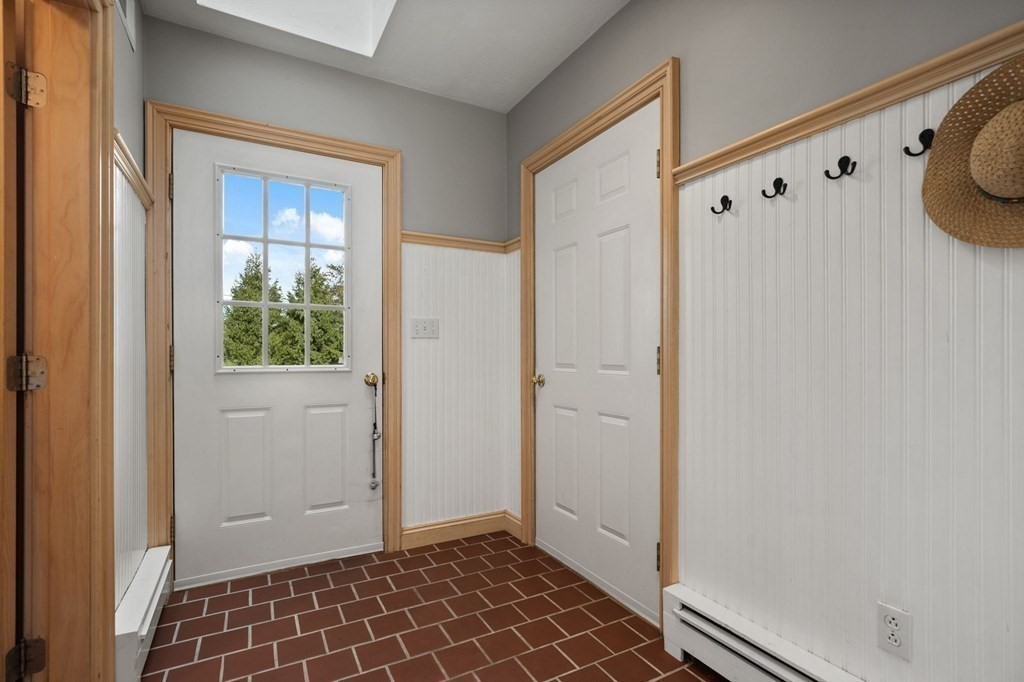 109 Stockbridge Road Scituate, MA 02066 - Photo 32 of 41 Gallery Image 32