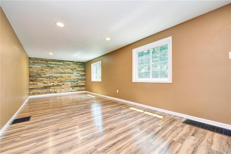 1153 Allison Hollow Road Washington, PA 15301 - Photo 2 of 24 Gallery Image 2