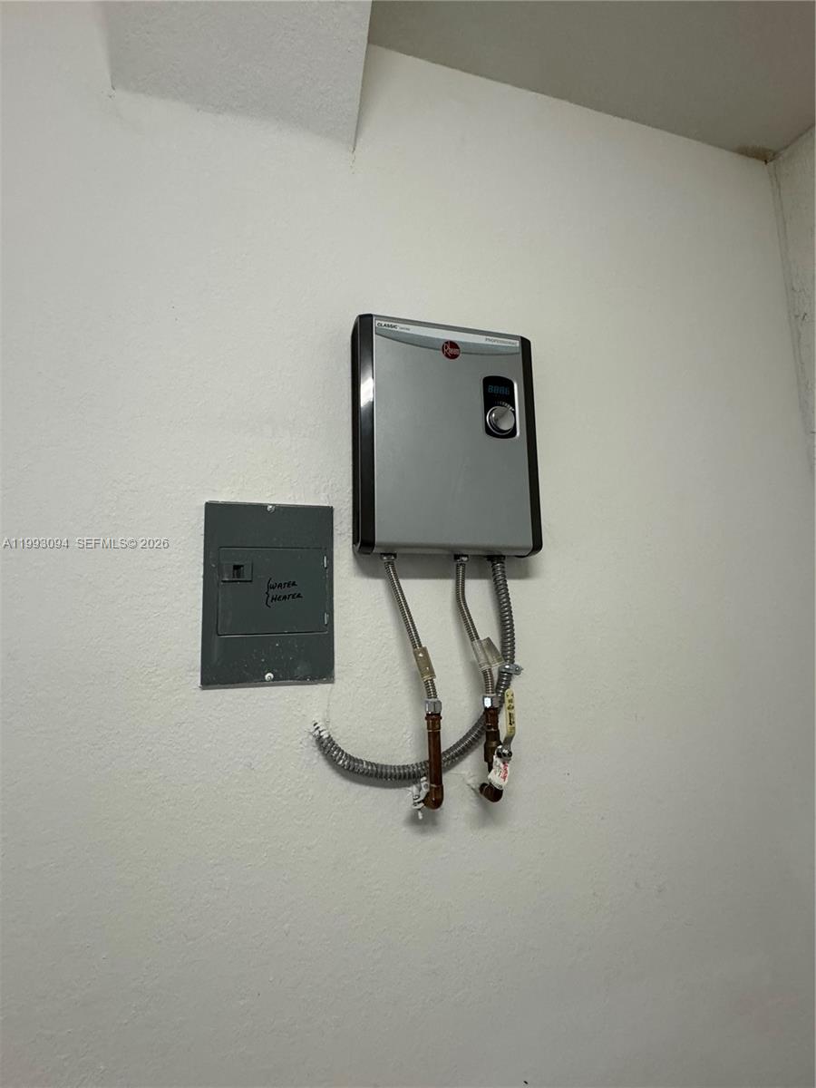 13379 Southwest 287th Street Homestead, FL 33033 - Photo 11 of 25