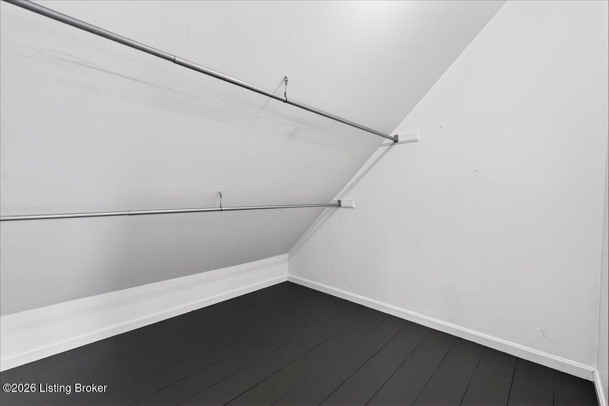 419 Sprite Road Louisville, KY 40207 - Photo 33 of 45 32-A7404386