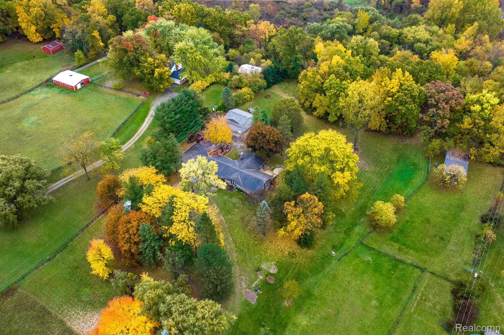 11374 Clyde Road Fenton, MI 48430 - Photo 28 of 30 Gallery Image 28