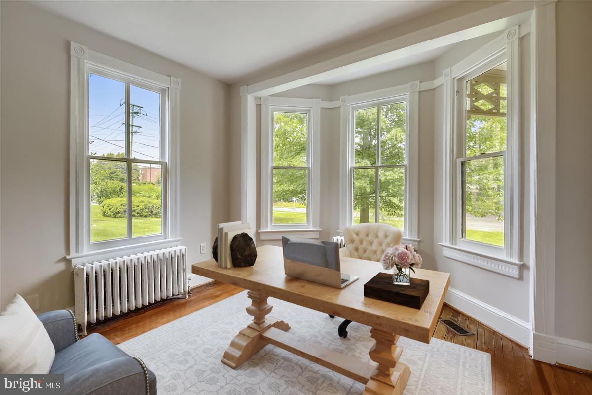 104 Chestnut Street Gaithersburg, MD 20877 - Photo 13 of 44 Main level study