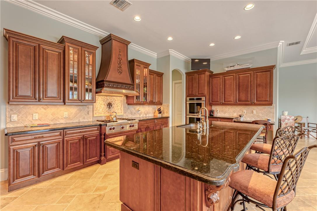 2320 Northeast 34th Court Lighthouse Point, FL 33064 - Photo 13 of 97 Photo 13