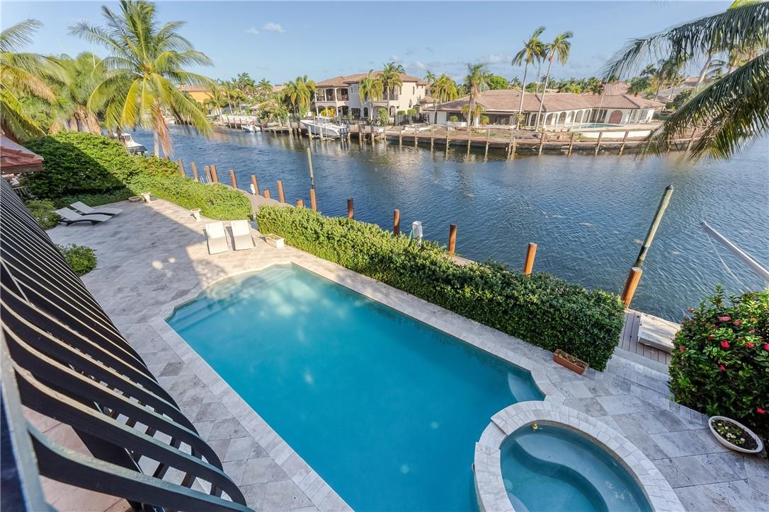 2320 Northeast 34th Court Lighthouse Point, FL 33064 - Photo 64 of 97 Photo 64