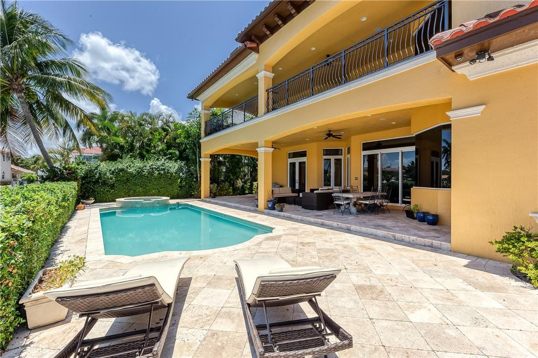 2320 Northeast 34th Court Lighthouse Point, FL 33064 - Photo 83 of 97 Photo 86