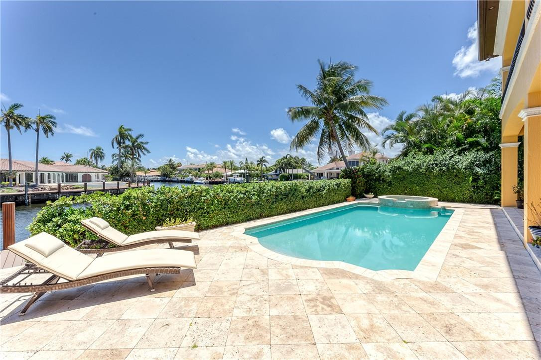 2320 Northeast 34th Court Lighthouse Point, FL 33064 - Photo 84 of 97 Photo 87