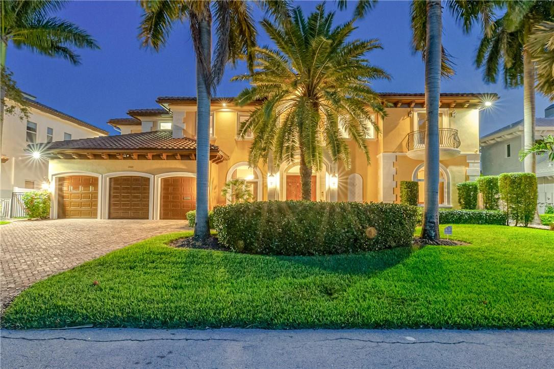 2320 Northeast 34th Court Lighthouse Point, FL 33064 - Photo 10 of 97 Photo 10