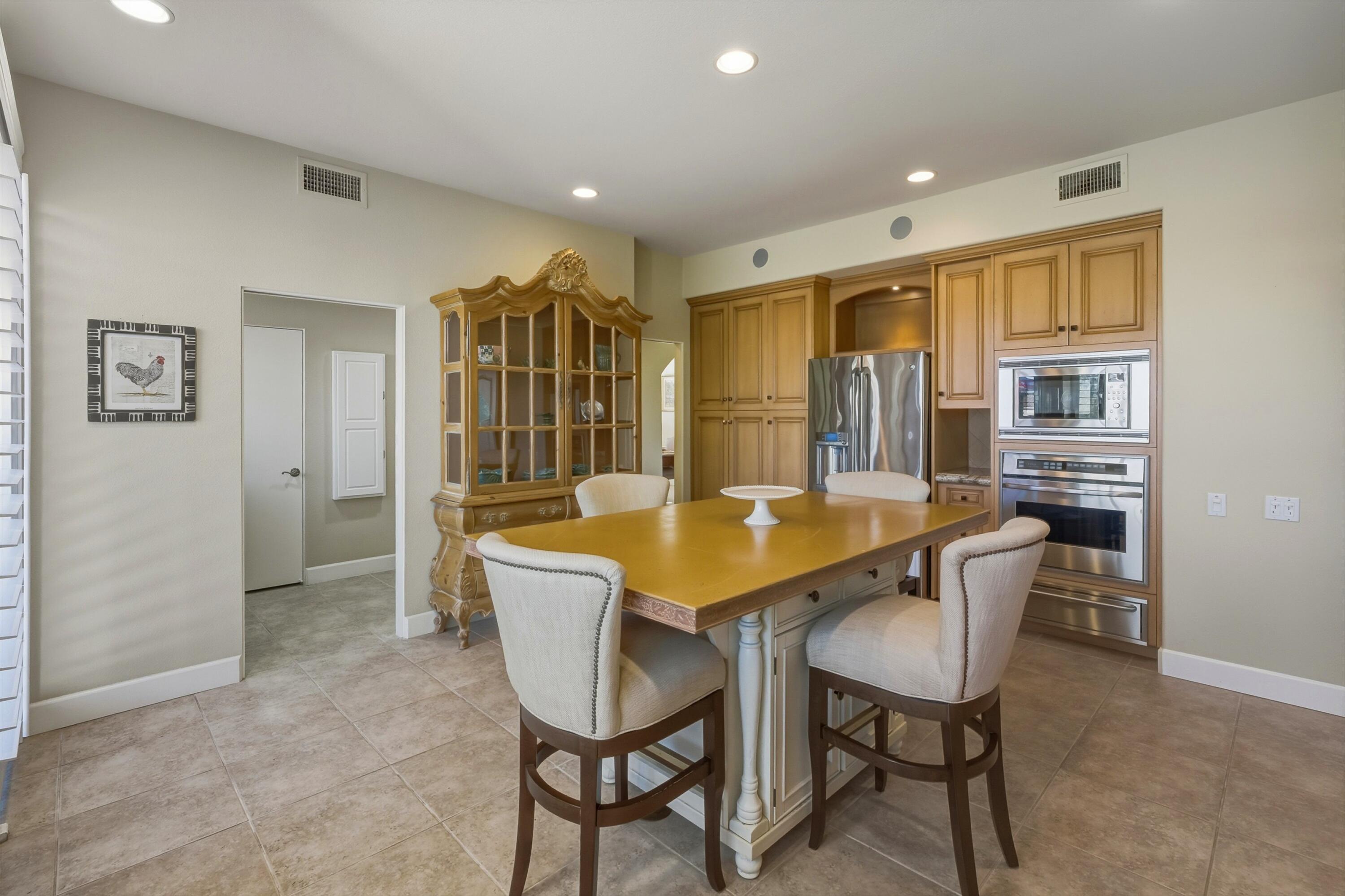 818 Inverness Drive Rancho Mirage, CA 92270 - Photo 29 of 52 38-Photo-38