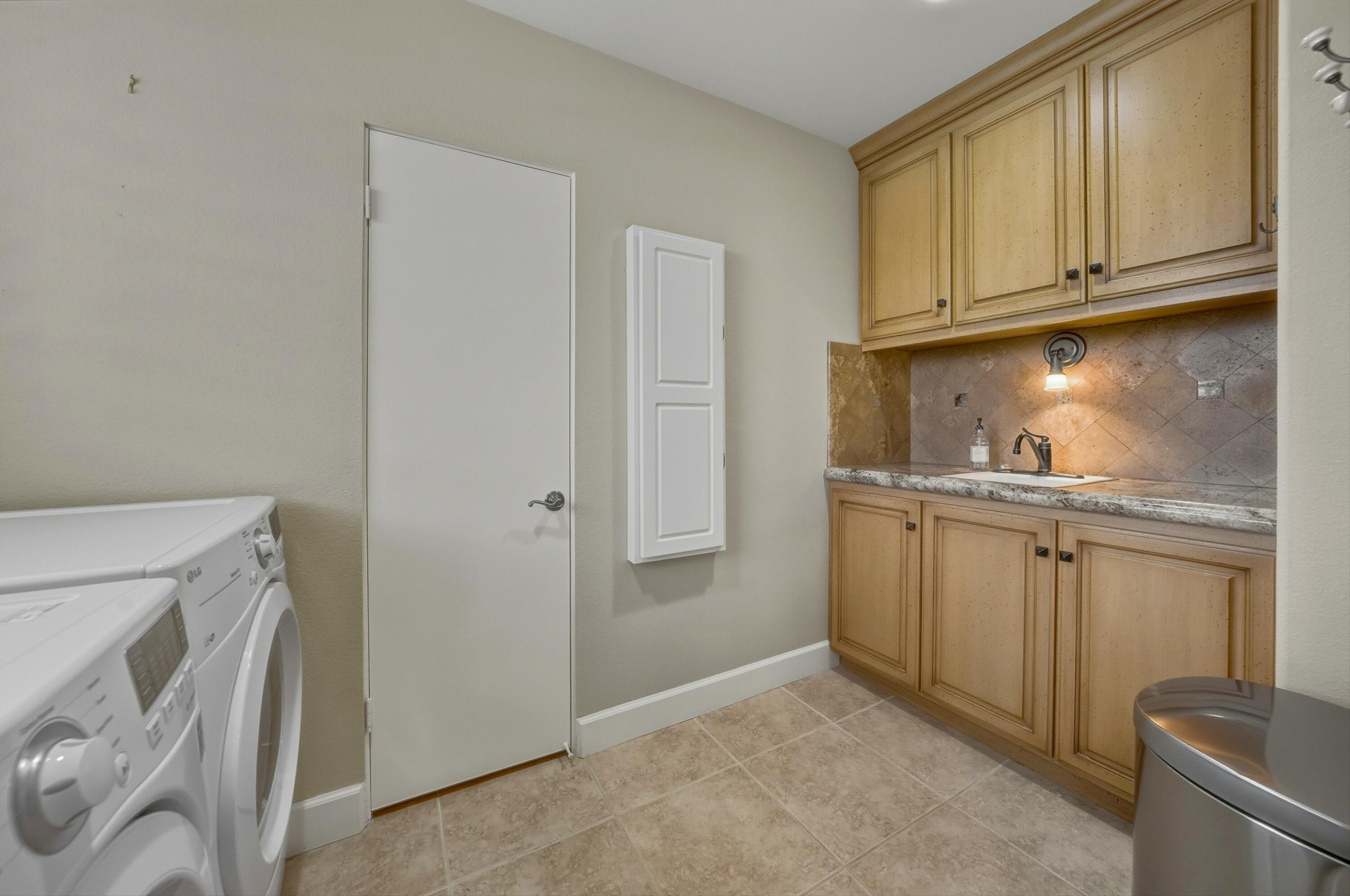 818 Inverness Drive Rancho Mirage, CA 92270 - Photo 31 of 52 40-Photo-40