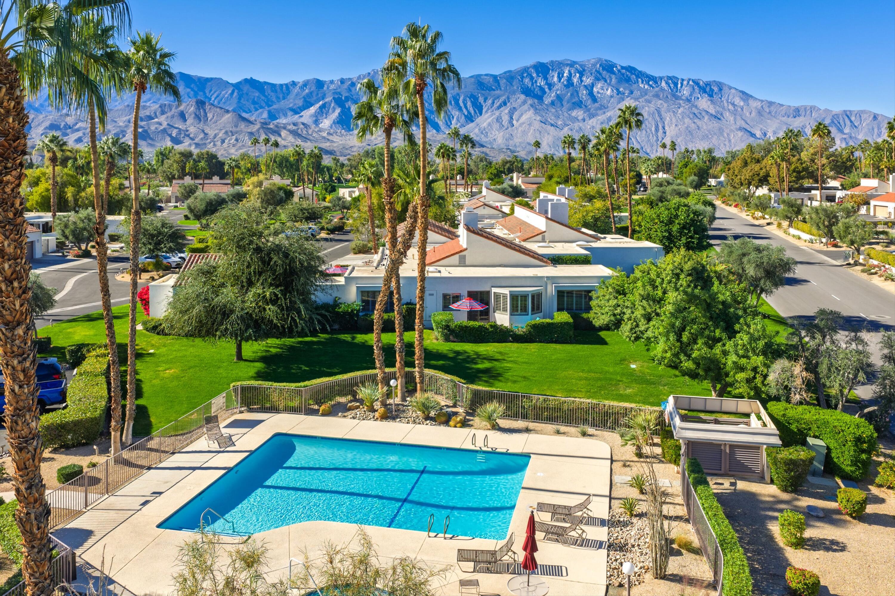 818 Inverness Drive Rancho Mirage, CA 92270 - Photo 4 of 52 05-Photo-5