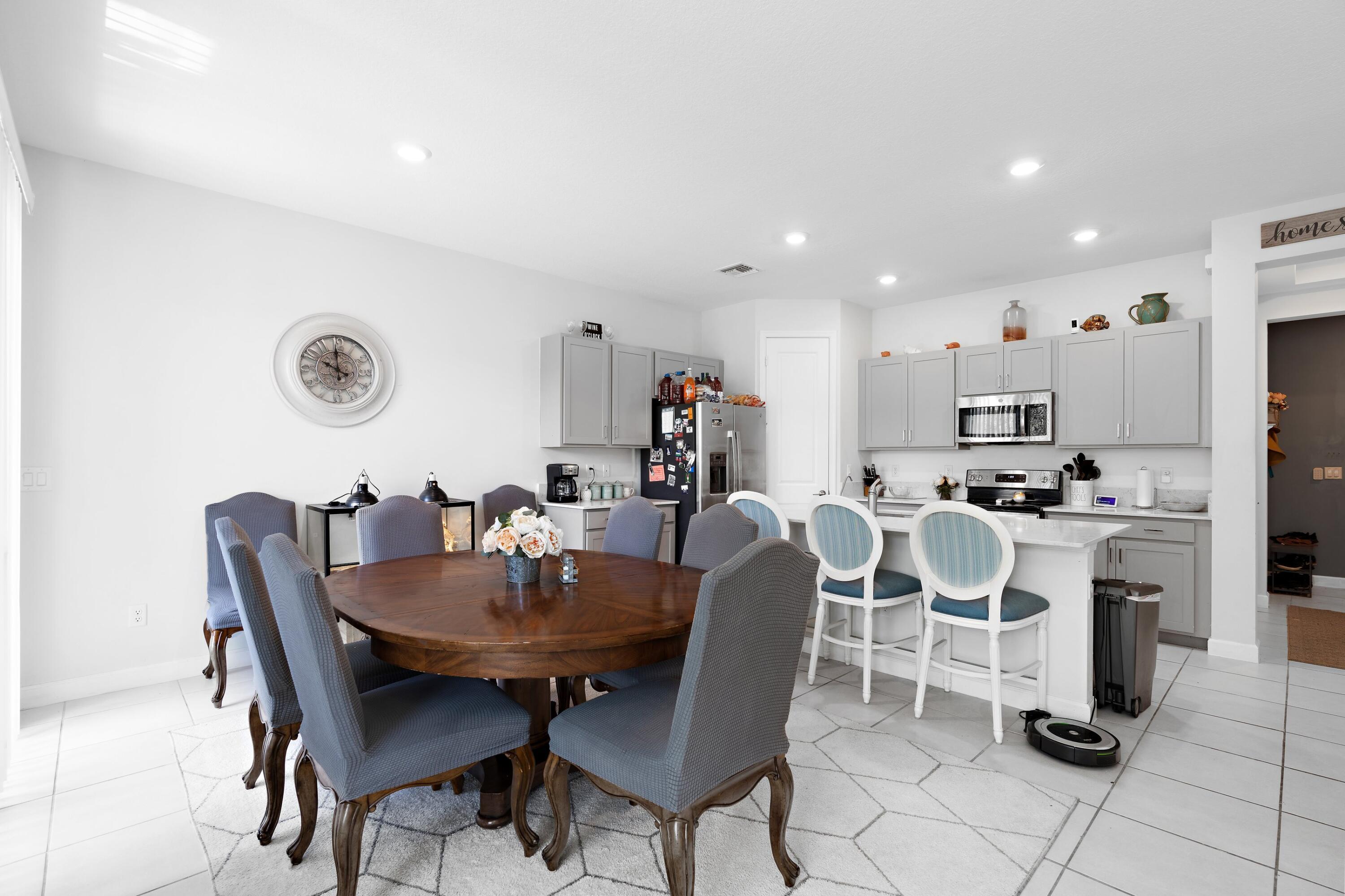 1026 Willow Place Riviera Beach, FL 33410 - Photo 5 of 18 DSC04733.jpg-SMALL