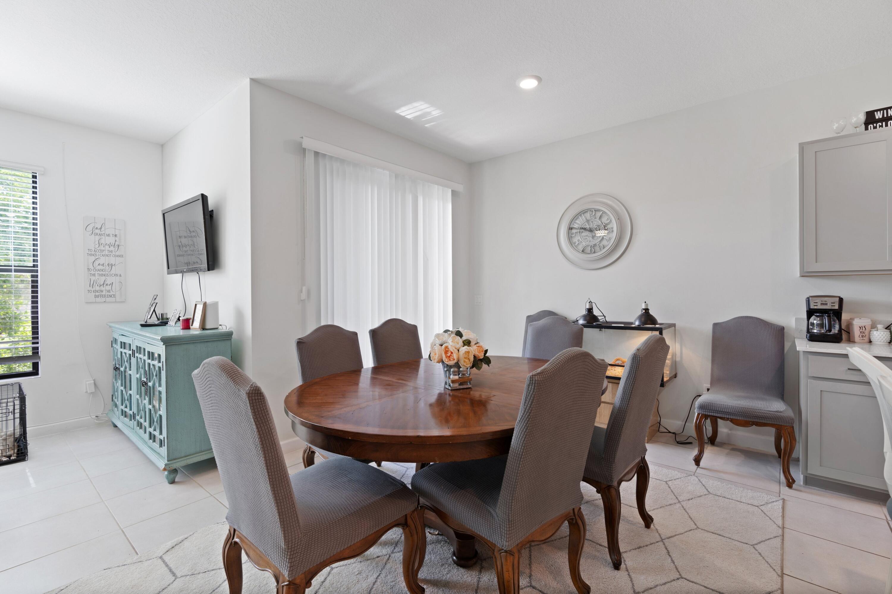 1026 Willow Place Riviera Beach, FL 33410 - Photo 6 of 18 DSC04718.jpg-SMALL