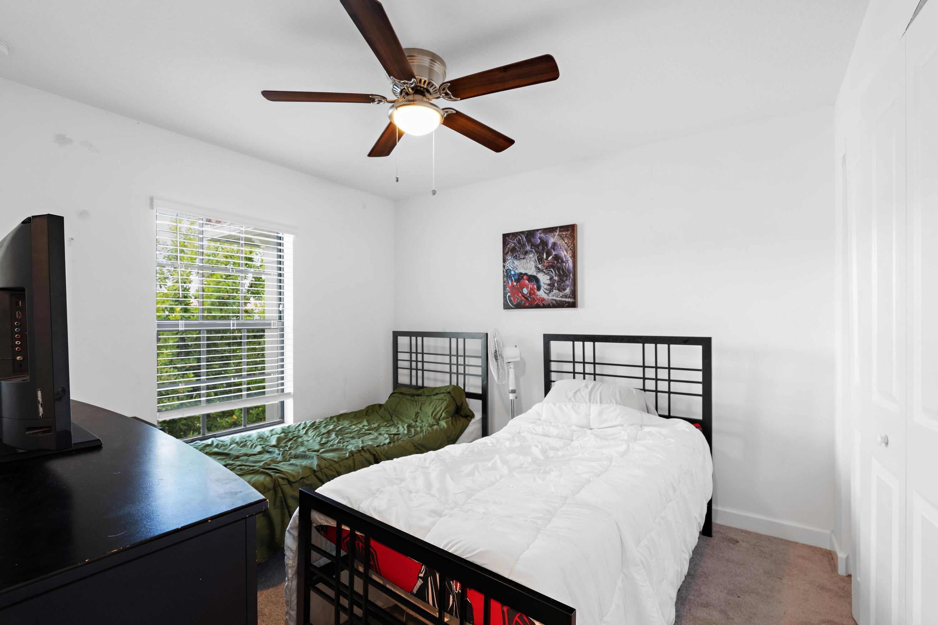 1026 Willow Place Riviera Beach, FL 33410 - Photo 9 of 18 DSC04753.jpg-SMALL