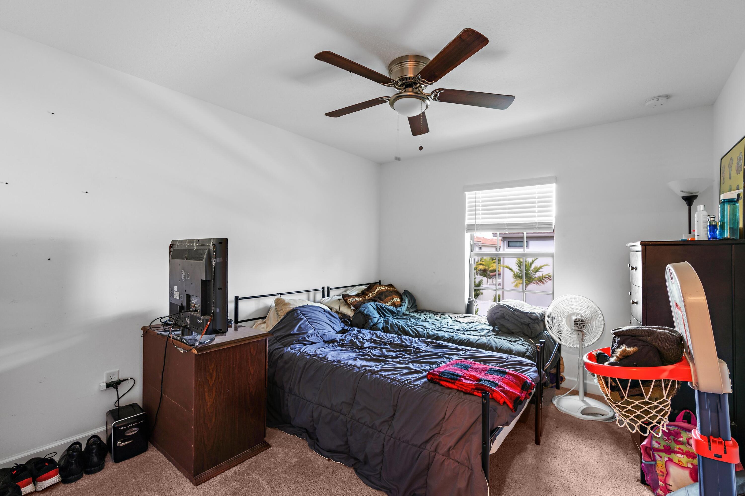 1026 Willow Place Riviera Beach, FL 33410 - Photo 10 of 18 DSC04743.jpg-SMALL