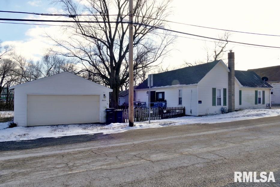 8624 West Main Street Mapleton, IL 61547 - Photo 3 of 25