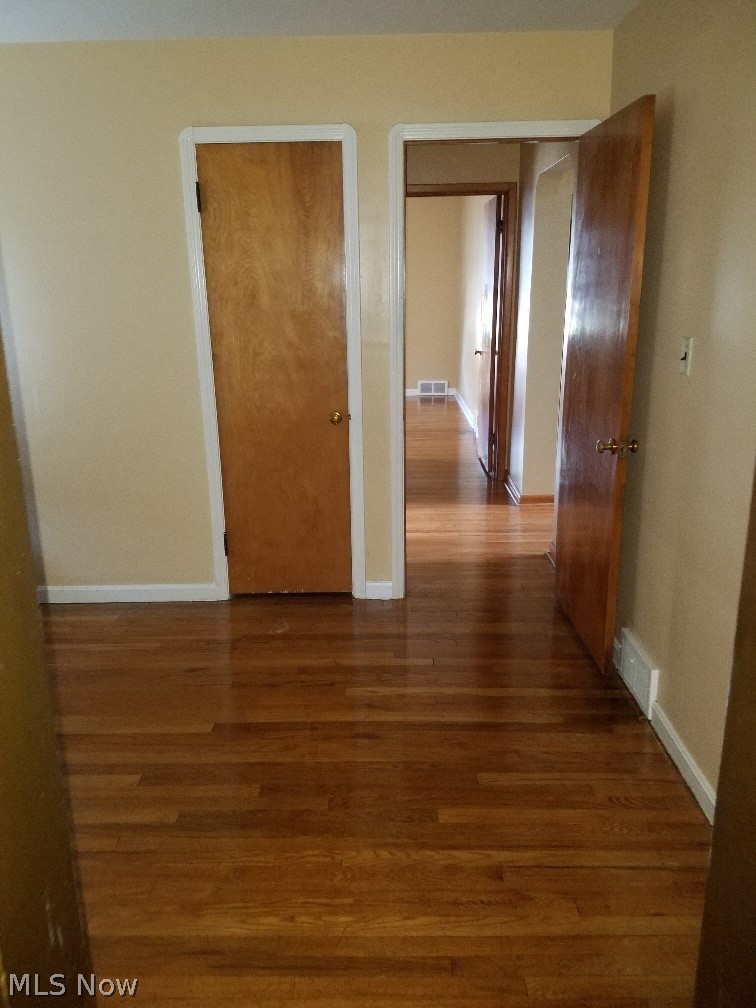 1066 Winston Road South Euclid, OH 44121 - Photo 8 of 10