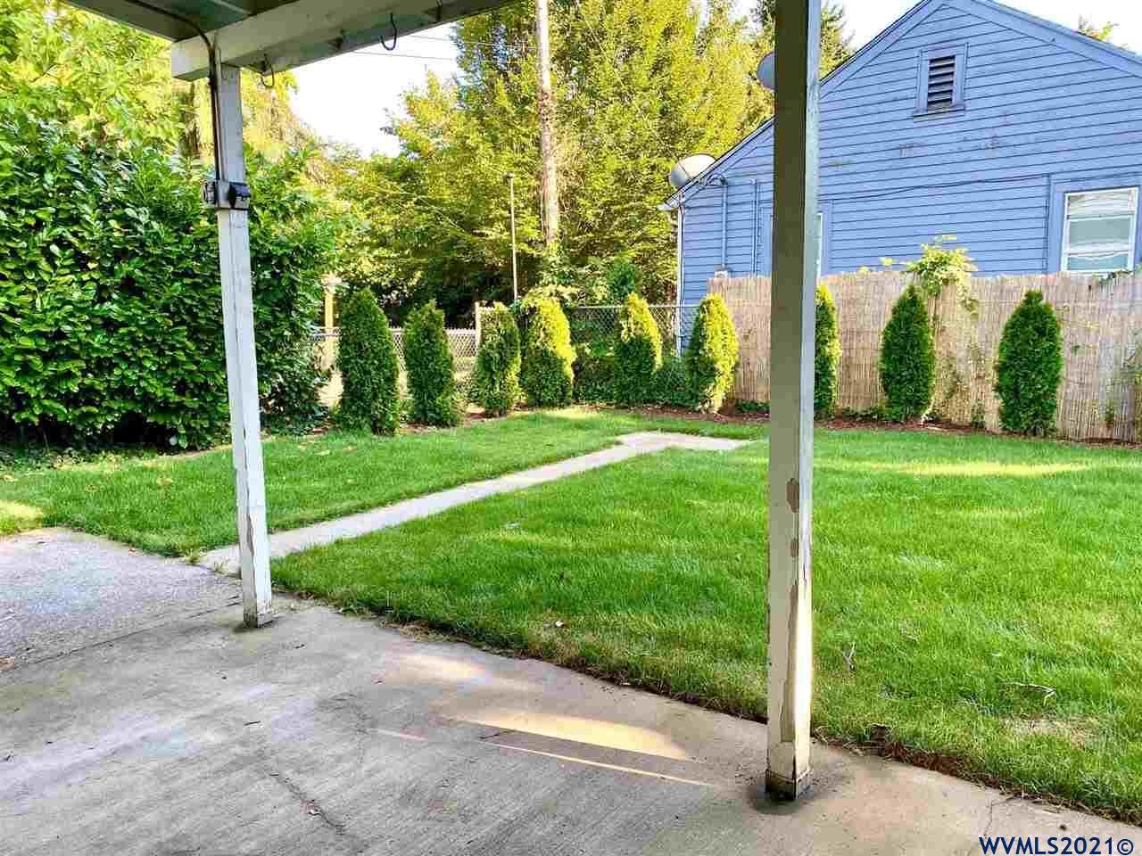 2010 Market Street Northeast Salem, OR 97301 - Photo 17 of 20