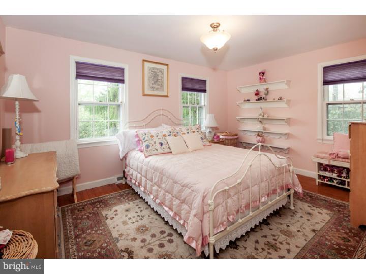 1425 Kyneton Road Villanova, PA 19085 - Photo 15 of 20 Bedroom 3