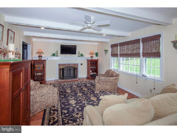 1425 Kyneton Road Villanova, PA 19085 - Photo 10 of 20 Family Room
