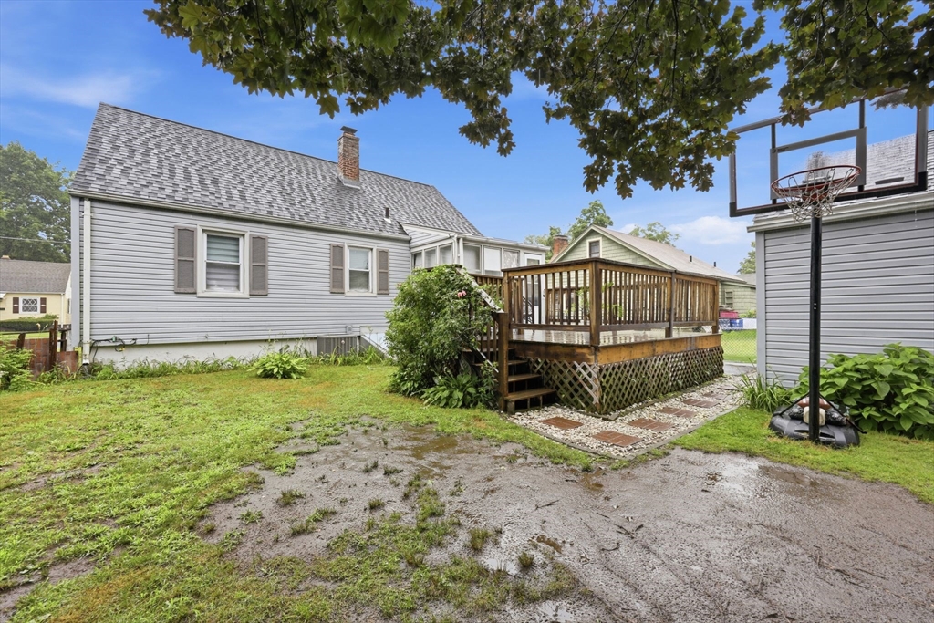 63 Fordham Street Springfield, MA 01104 - Photo 35 of 39
