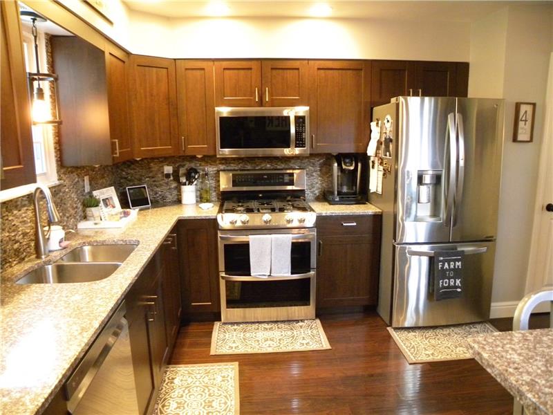 544 Harmony Road Pittsburgh, PA 15237 - Photo 9 of 25 Gallery Image 9