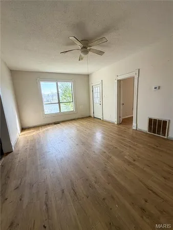 $130,000 | 202 Jackson Street, Doniphan, MO 63935