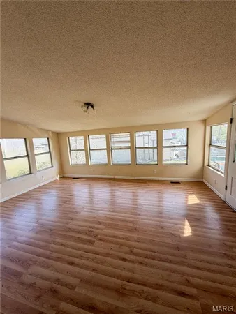 $130,000 | 202 Jackson Street, Doniphan, MO 63935