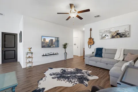 $265,000 | 7601 Ivy Trellis Trail, Del Valle, TX 78617